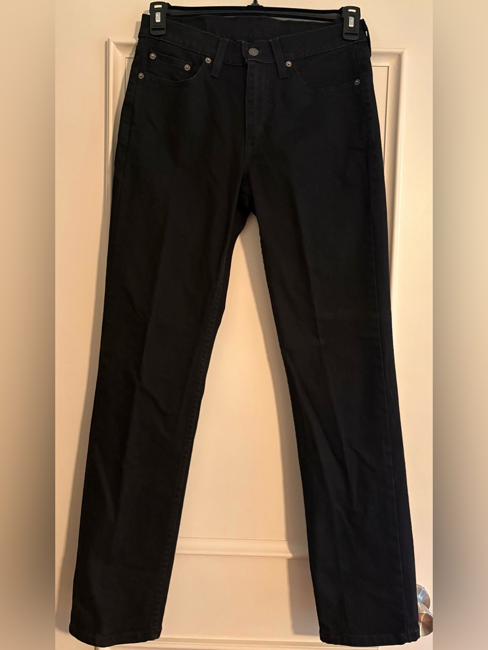 Levi's Men’s 514 Black Straight-Leg Jeans